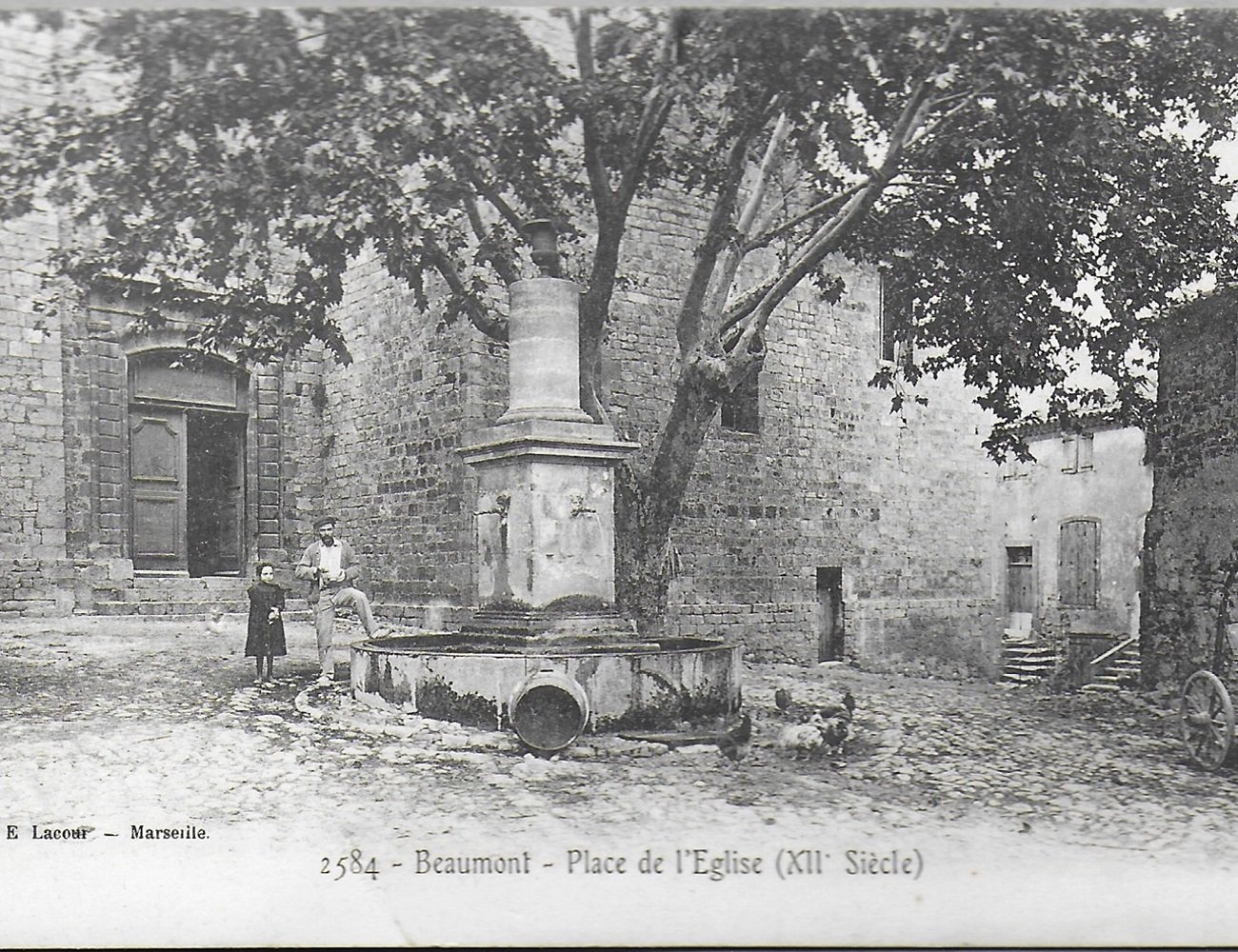 Beaumont CP place Eglise 2